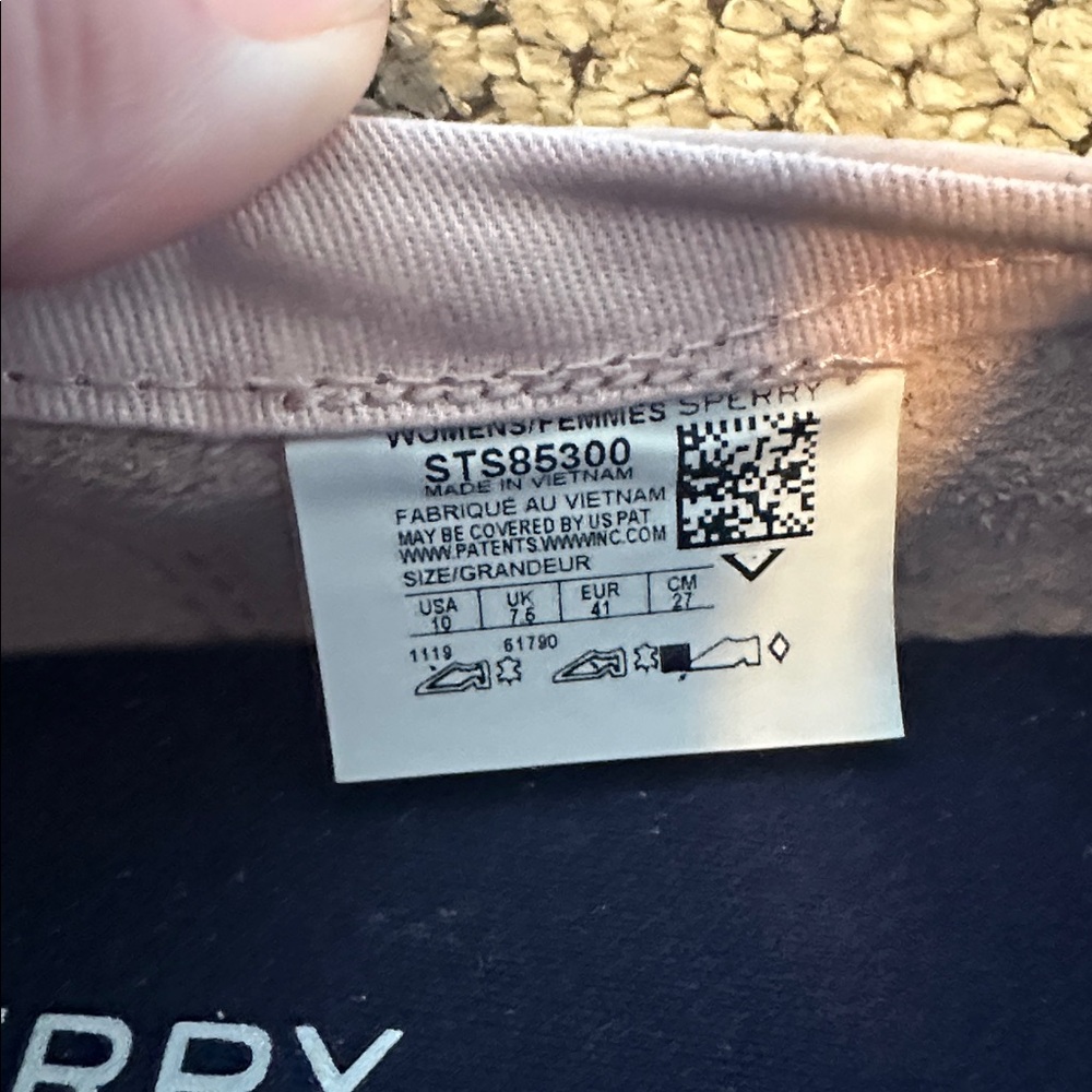 Sperry size 10 Light Pink Perforated Slip-Ons - Picture 2 of 5